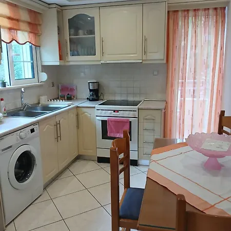 Apartament Deilino *